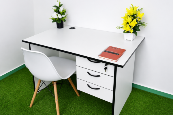 Modern Office Desk with Lockable Drawers & Scandinavian Visitor Chair – White Finish