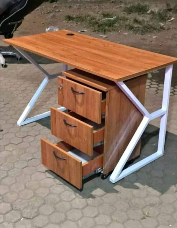 Modern Industrial Office Desk with Steel Frame & Lockable Drawers