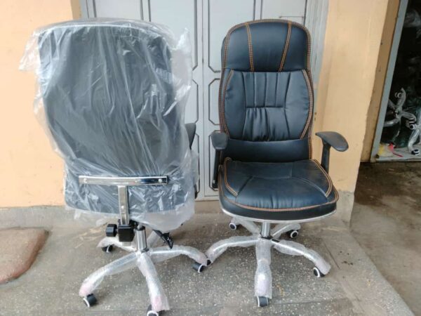 WhatsApp Image 2026-08-07 at 15.59.39 office chair