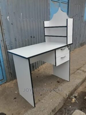 Manicure Tables